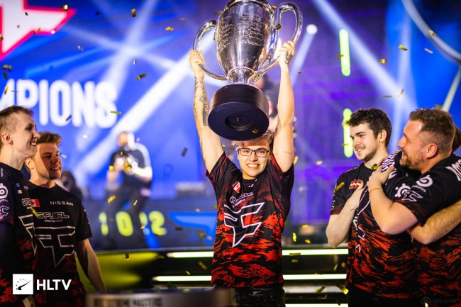 headtr1ck 在输给 PARIVISION 后说：“我们在 13-13 时输掉了一个关键回合，这非常重要。”