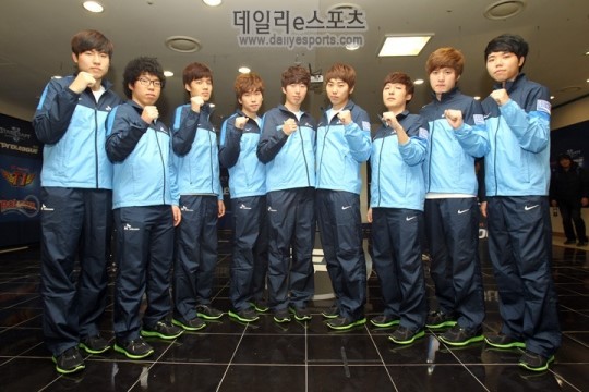 CS2再次打破在线记录，时隔一个月