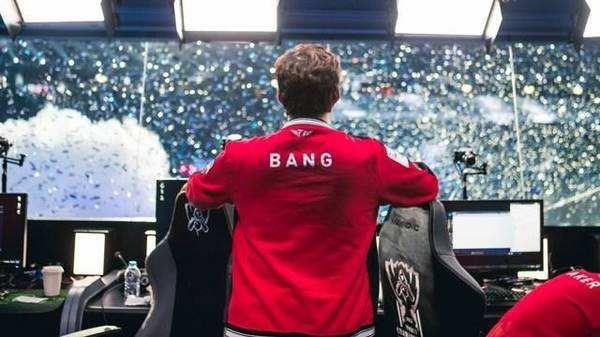 LGD官方：成功续约打野 Meteor